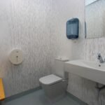 Aseo de clínica – fotografía profesional de interiores sanitarios